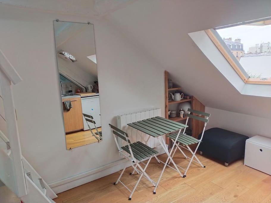Studio Sous Les Toits Et Mezzanine - Vincennes Bagian luar foto