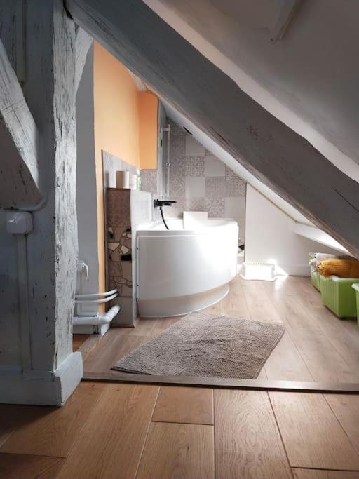 Studio Sous Les Toits Et Mezzanine - Vincennes Bagian luar foto